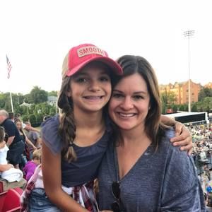 Meet your Posher, Erica